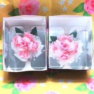 2 Infiniterose Keepsake Corsages